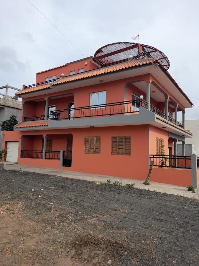 Tarrafal House Экстерьер фото